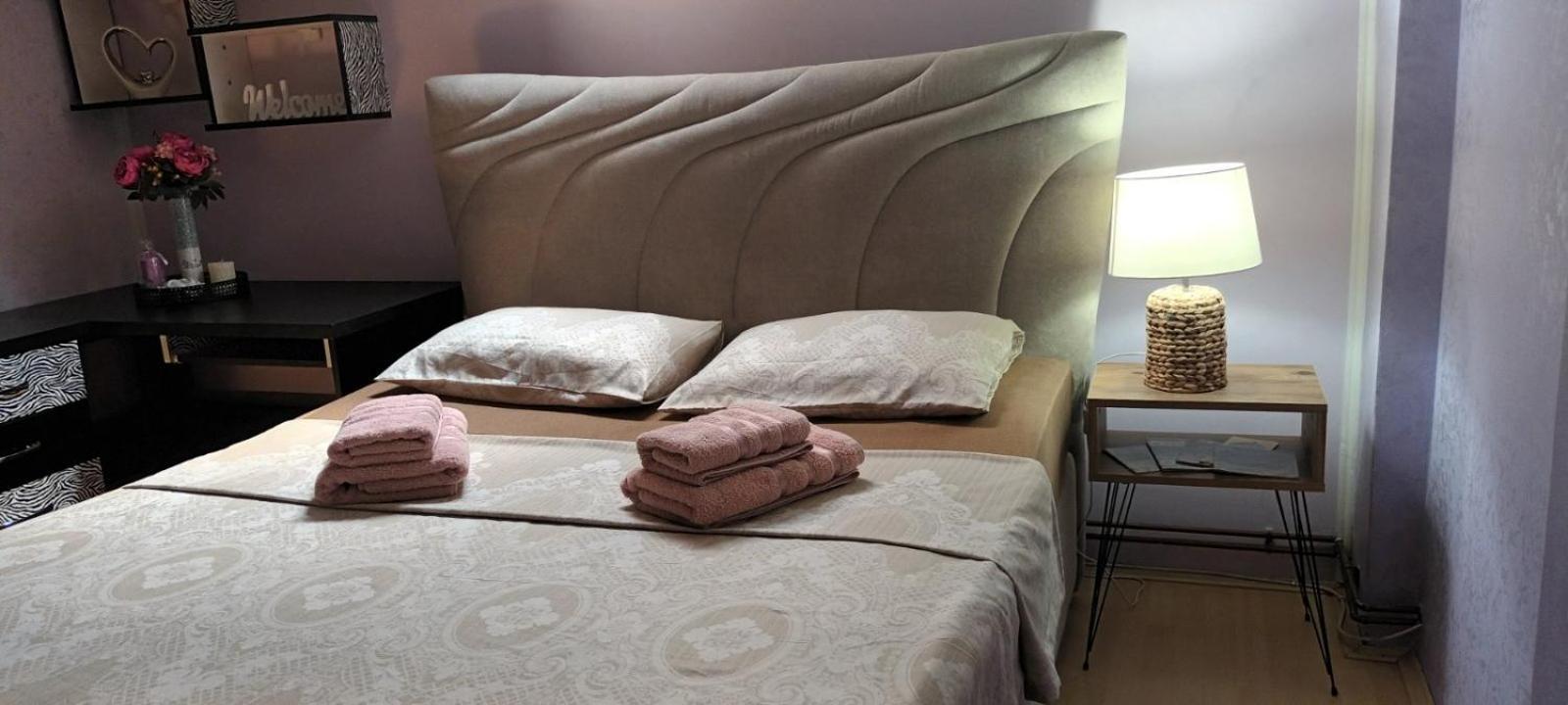 Apartman Gaga Lejlighed Pirot Eksteriør billede